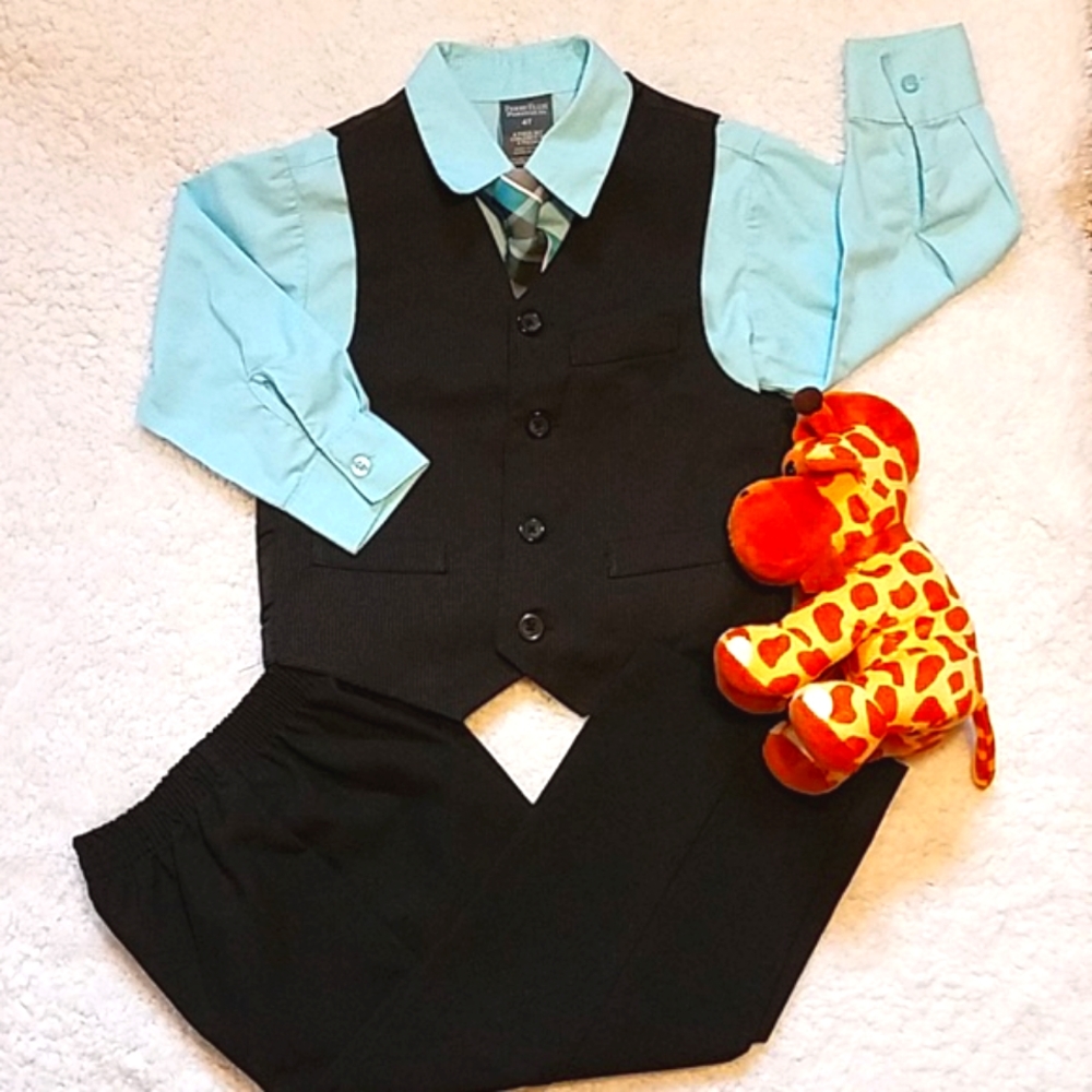 Toddler Coordinating set of pants, vest & Shirt 3T